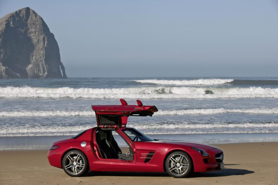 Mercedes-Benz SLS AMG 2010 года  (фото 209 из 526)